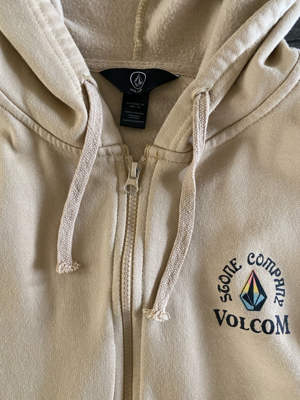 Volcom Cropped Hoodie XL NWOT